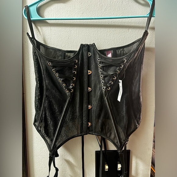 Adore Me Alice Corset (Boobless) | L | Black Lace Lingerie - Picture 3 of 8